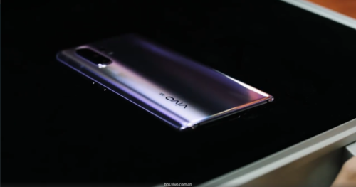 vivo X30