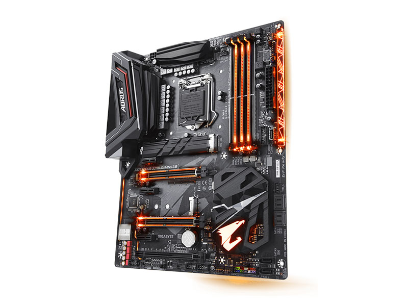 技嘉Z370 AORUS ULTRA GAMING 2.045度正面