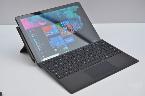 微软Surface Pro 6(酷睿i7-8650U/16GB/1TB)