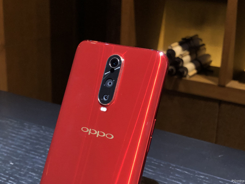 OPPO R17新年版