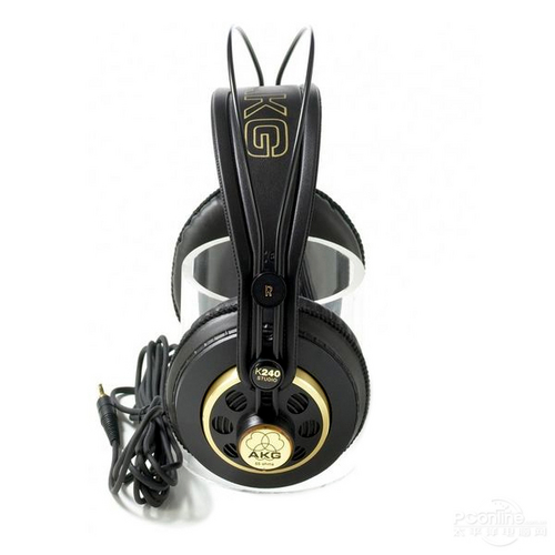 AKG K240S