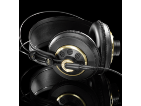 AKG K240S