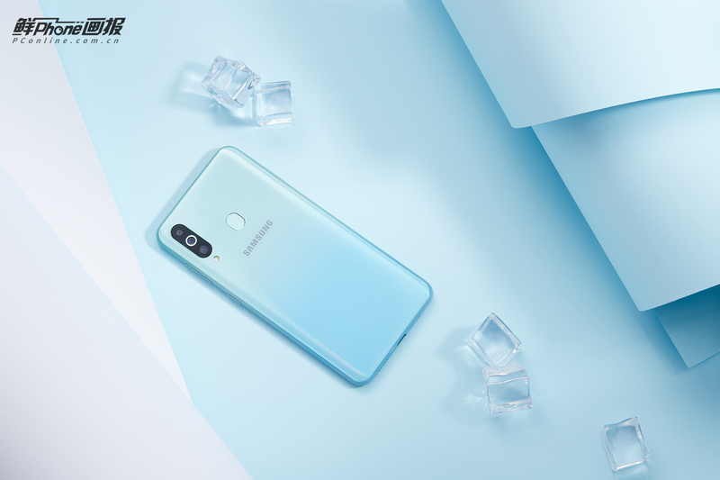 Galaxy A60ͼ