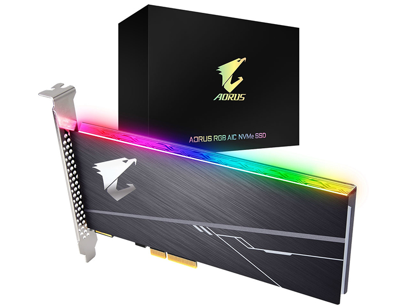 技嘉RGB AIC NVMe SSD配盒图