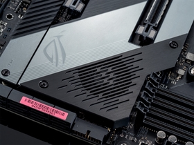 ˶ROG X570 CROSSHAIR VIII HERO (WI-FI)