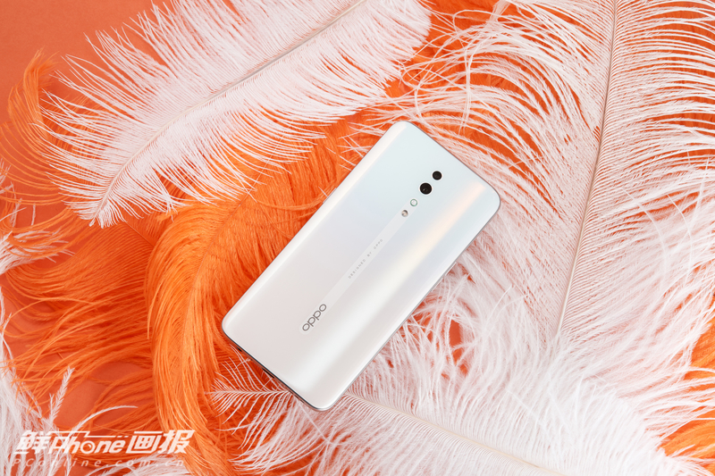 OPPO Reno Zͼ