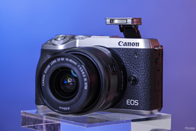 EOS M6 Mark II