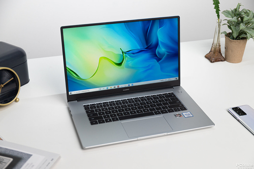 华为MateBook D 15 2021(R7-5700U/16GB/512GB)