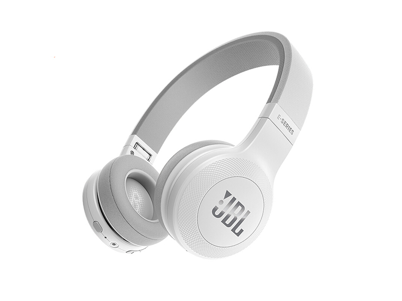 JBL E45BT