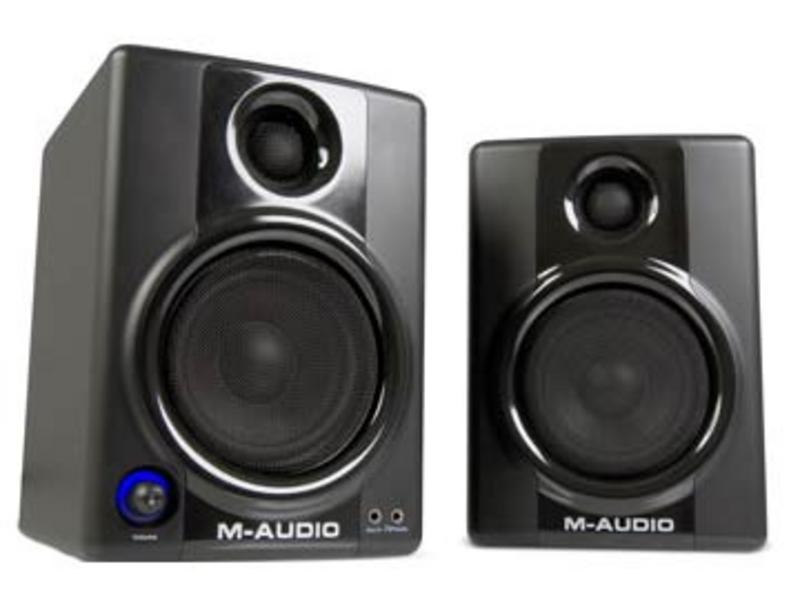 M-audio Studiophile AV40正面