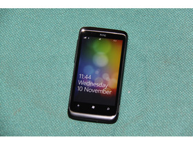 HTC 7 Trophy(T8686)