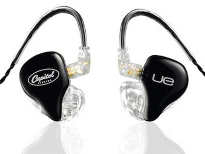 罗技UE in-Ear Reference Monitors 外观