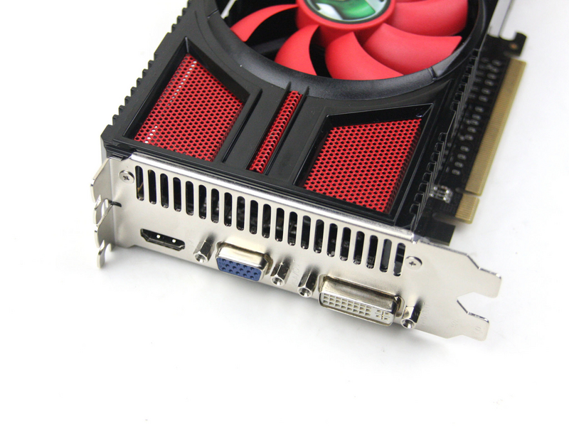 铭瑄GTX550Ti巨无霸接口