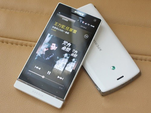 索尼LT26i(Xperia S)