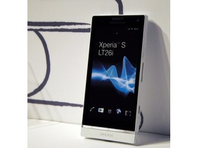 LT26i(Xperia S)