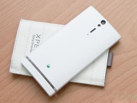 LT26i(Xperia S)