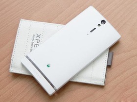 LT26i(Xperia S)