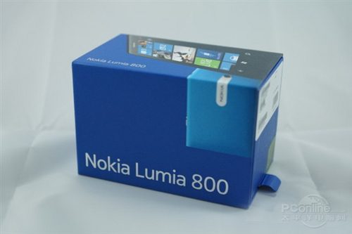 诺基亚Lumia 800