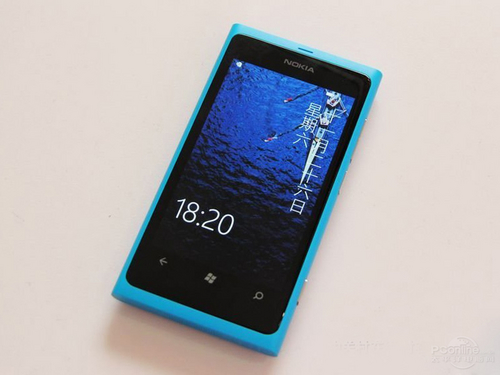 诺基亚Lumia 800