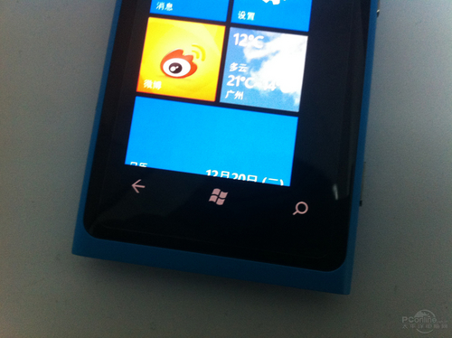 诺基亚Lumia 800