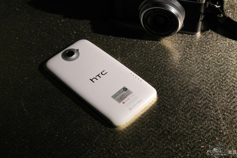 HTC One Xͼ