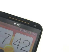 HTC One XC