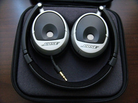 BOSE On Ear