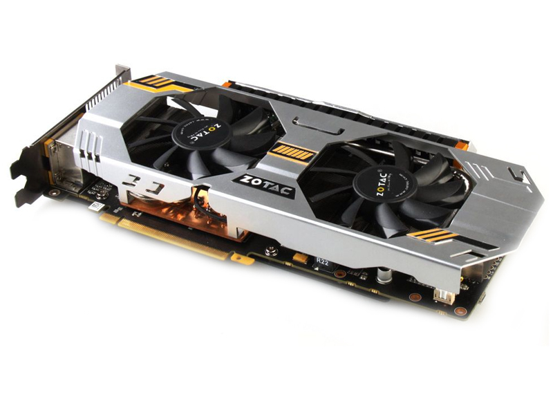 索泰GTX670-2GD5至尊版45度正面