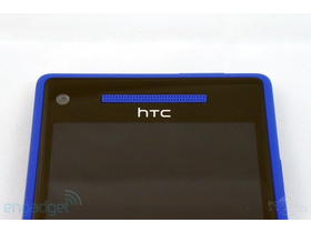 HTC 8XŰ