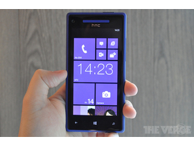 HTC 8X