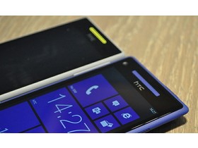 HTC 8X