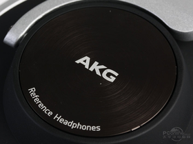 AKG K551