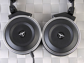 AKG K167 TIESTO