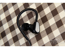 SteelSeries Flux in ear pro