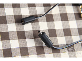 SteelSeries Flux in ear pro