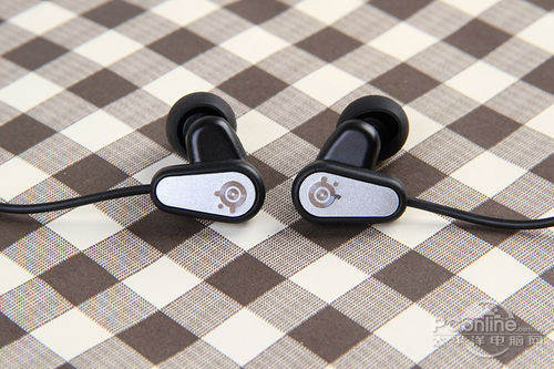 SteelSeries Flux in ear pro