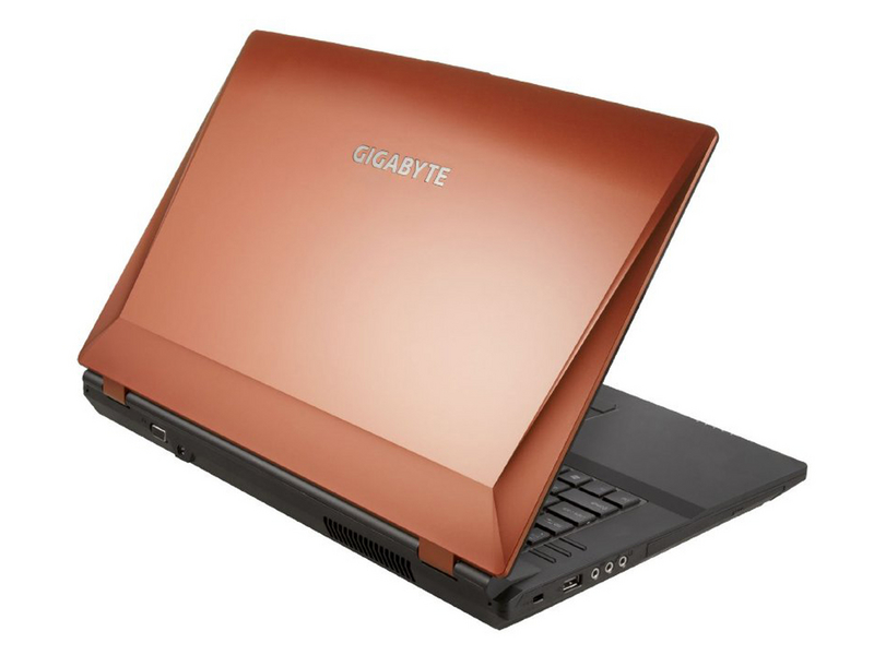 技嘉P27K(i7-4700MQ/16GB/878GB)