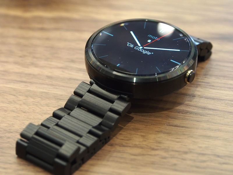 Moto 360智能手表效果图