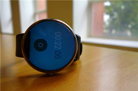 Moto 360ֱ