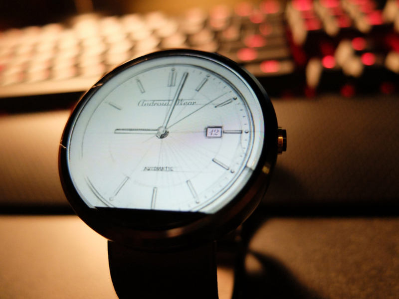 Moto 360ֱͼ