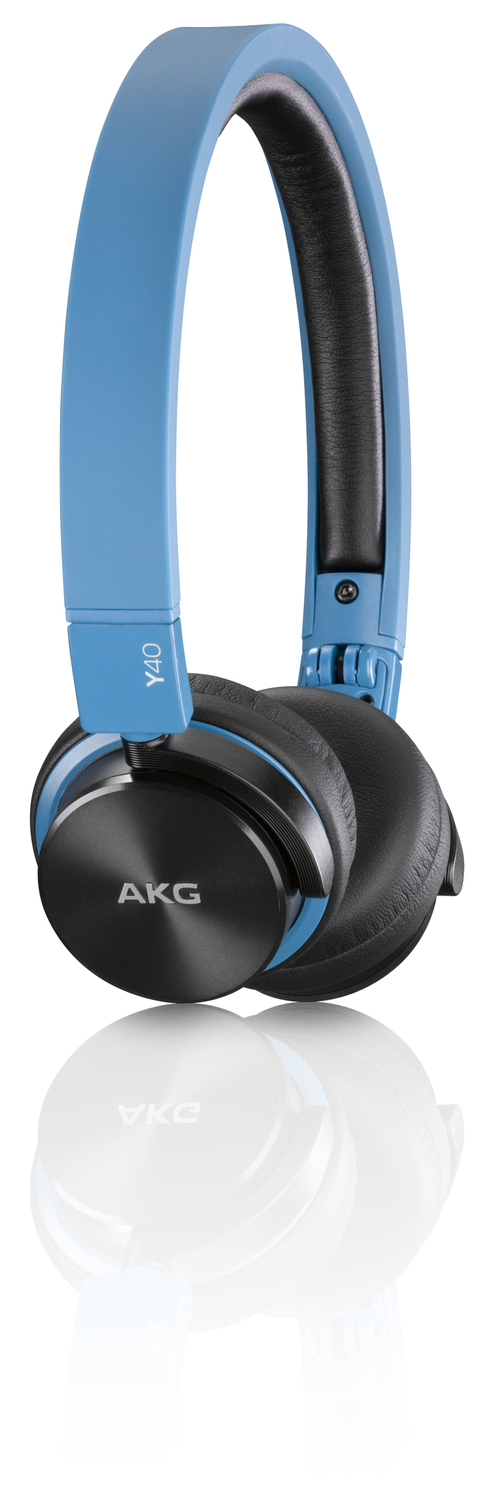 AKG Y40