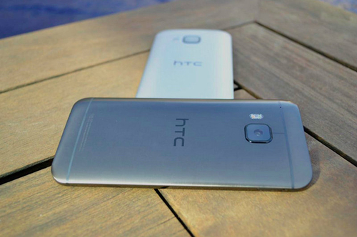 HTC M9e