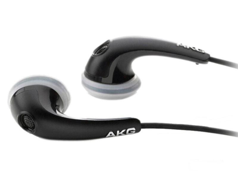 AKG Y16A 外观