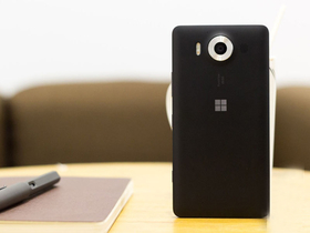 ΢Lumia 950