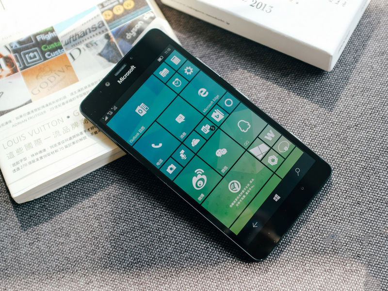 ΢Lumia 950ͼ