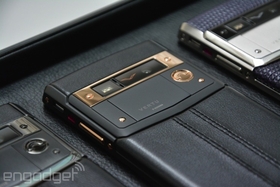 Vertu Signature Touch