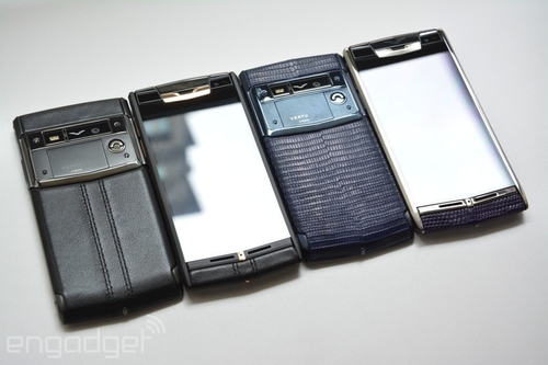 Vertu Signature Touch