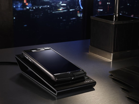 Vertu Signature Touch