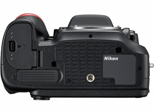 尼康D7200套机(配18-105mm镜头)正下方