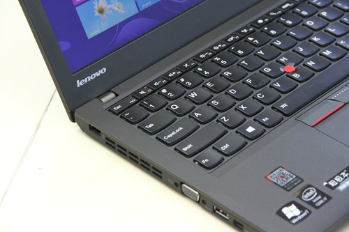 联想ThinkPad X250 20CLA0MBCD